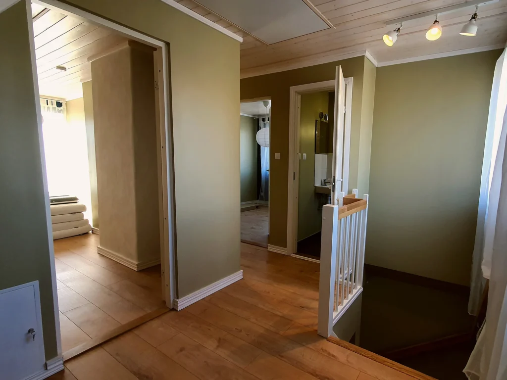 1-interior-finish-toughwood