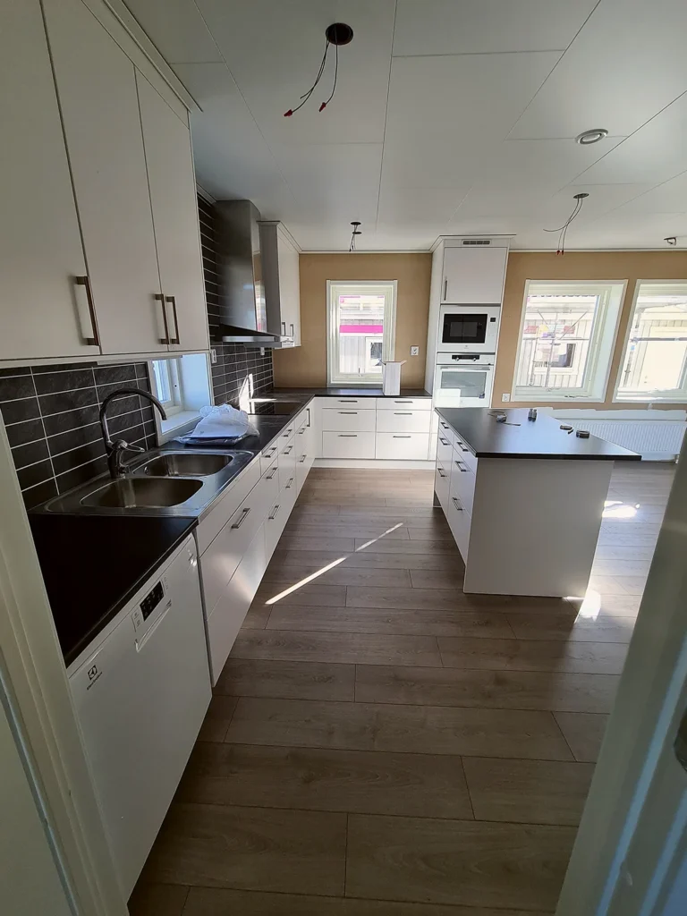 10-interior-finish-toughwood