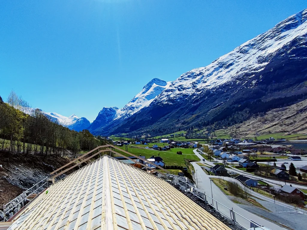 11-roofing-toughwood