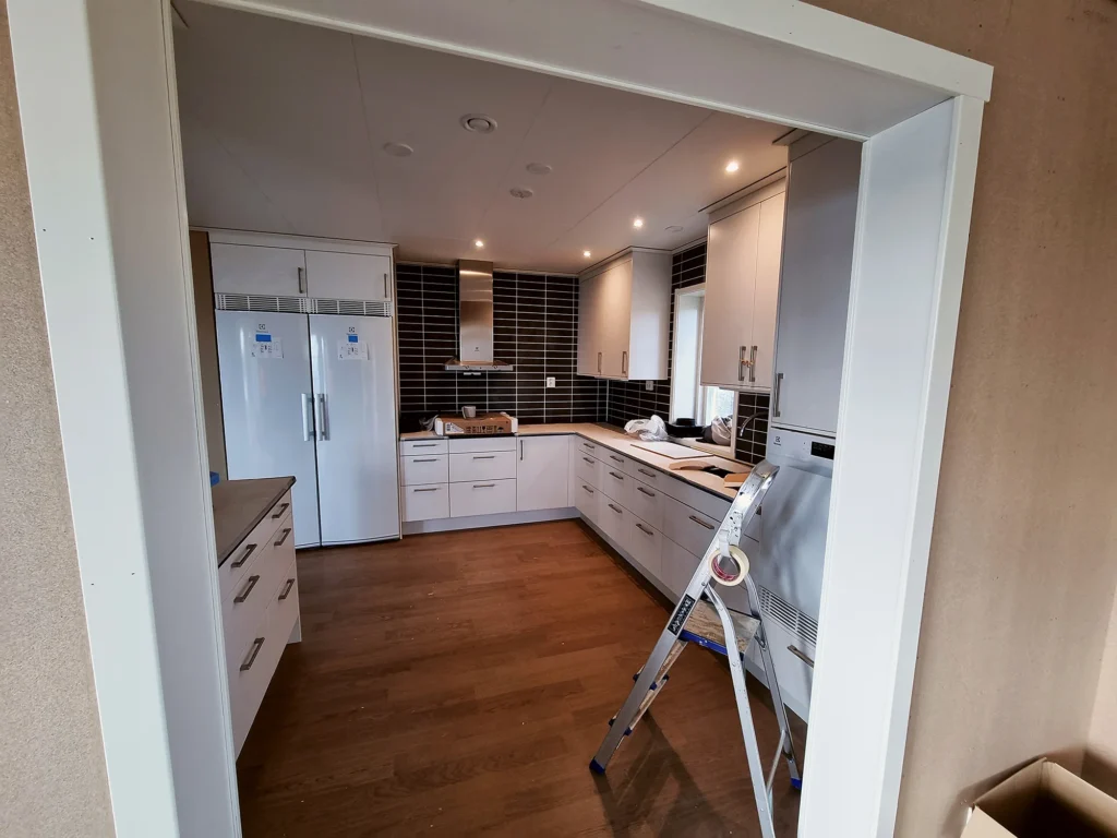 13-interior-finish-toughwood