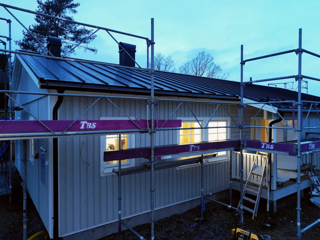 21-roofing-toughwood