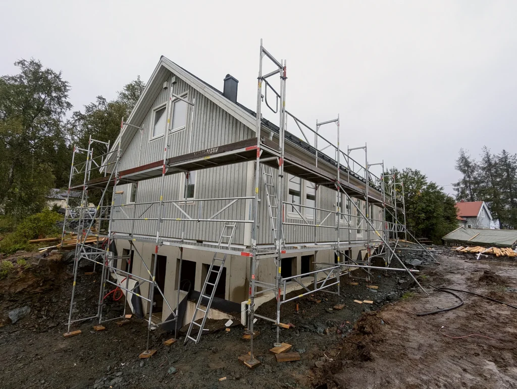 23-roofing-toughwood