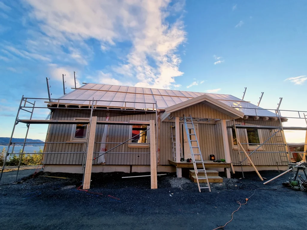 27-roofing-toughwood