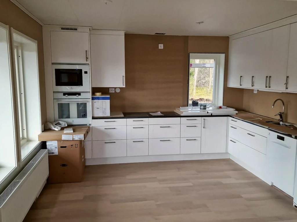 4-interior-finish-toughwood