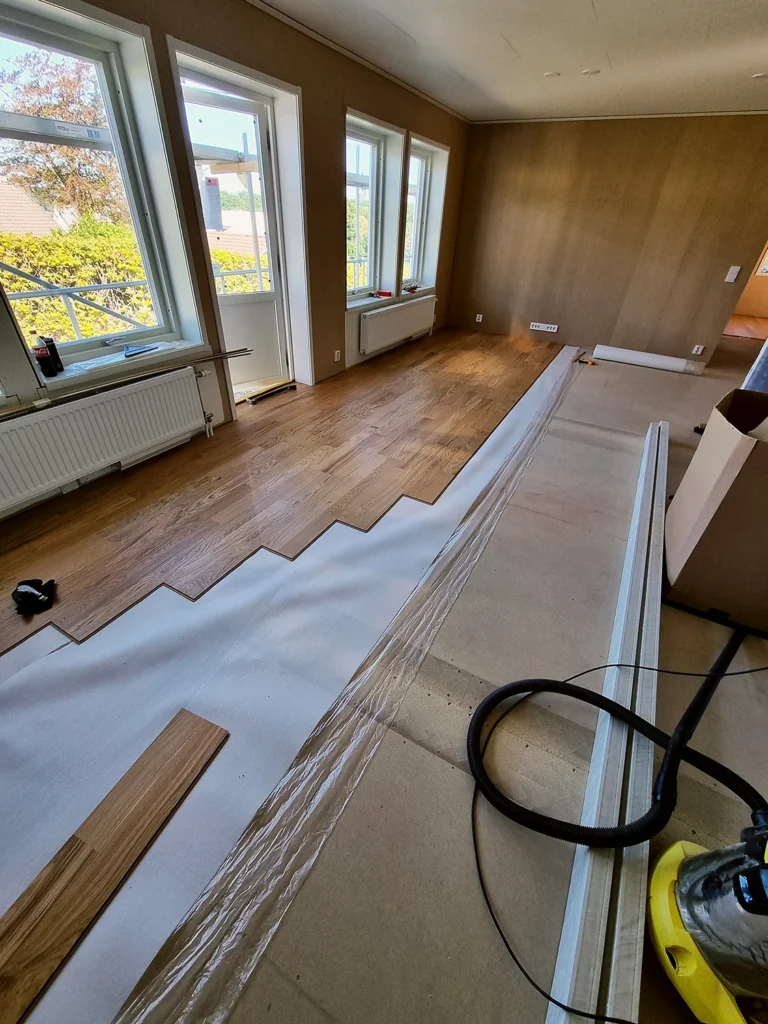 5-interior-finish-toughwood