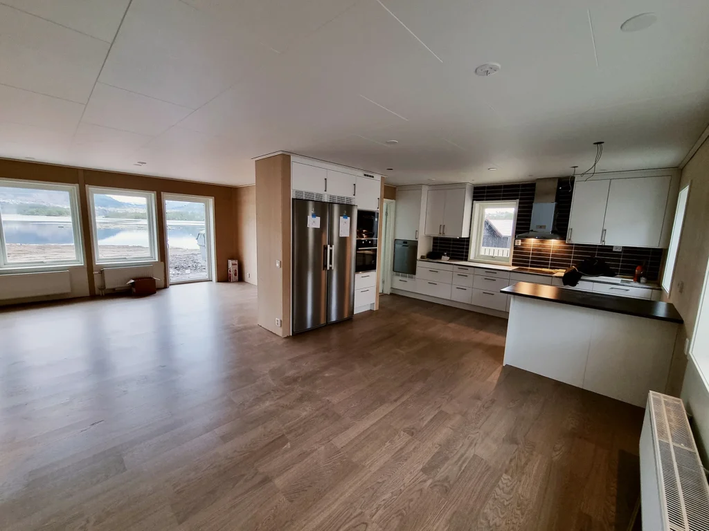 7-interior-finish-toughwood